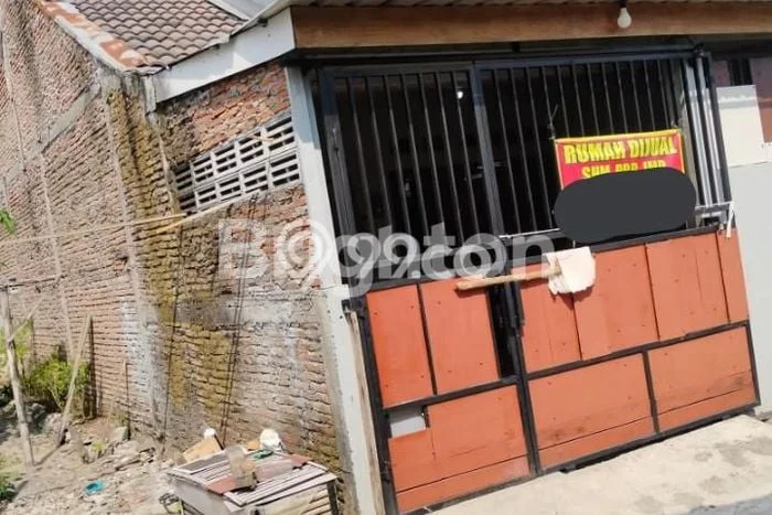 Rumah Akses Mudah area , Surakarta, Luas 63m2m² Bangunan 63m2m² Rumah Akses Mudah area , Surakarta, Luas 63m2m² Bangunan 63m2m²