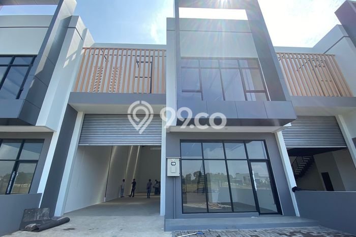 Unit Gudang Dijual di Legok Tangerang Luas Tanah 360m2, Luas Bangunan 330m2 Unit Gudang Dijual di Legok Tangerang Luas Tanah 360m2, Luas Bangunan 330m2