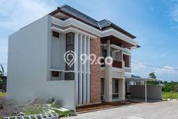 Ready to Use! Premium House LT 198m2 Desain Elegan di Sanur Ready to Use! Premium House LT 198m2 Desain Elegan di Sanur