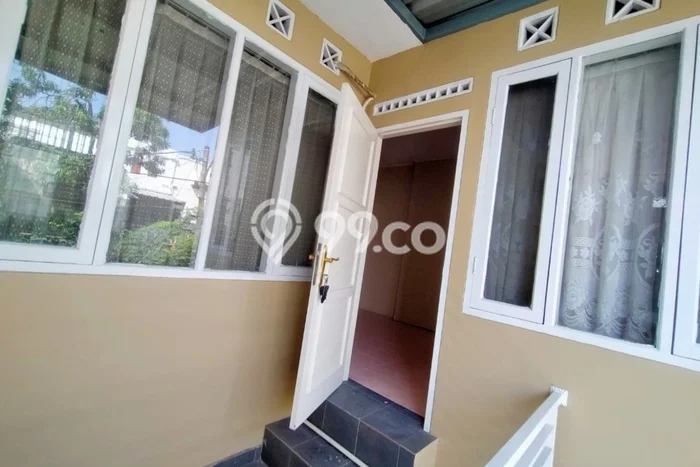 Jual Rumah Strategis Bagus Punya 4 KT di Ciputat Timur Tangerang Selatan SHM Jual Rumah Strategis Bagus Punya 4 KT di Ciputat Timur Tangerang Selatan SHM