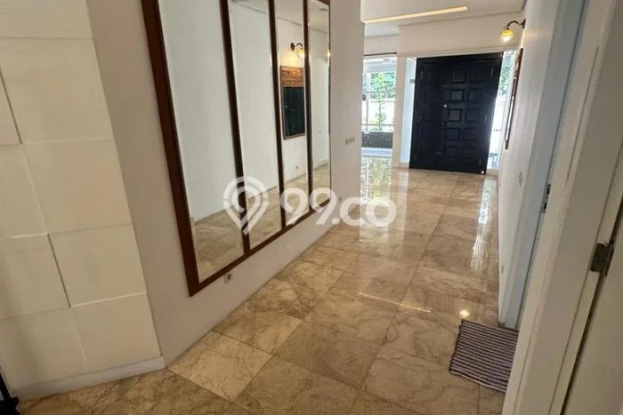 Disewakan! Rumah 4 Kamar Tidur &
3 Kamar Mandi di Pondok Indah, Jakarta Selatan Disewakan! Rumah 4 Kamar Tidur &
3 Kamar Mandi di Pondok Indah, Jakarta Selatan