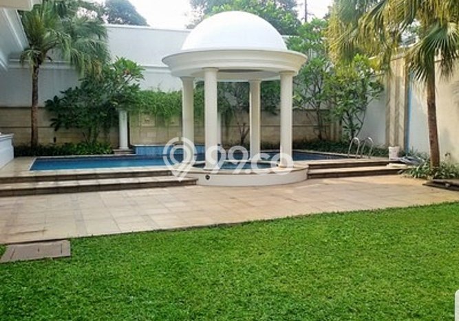 For Sale! Luxury House LT 1312m2 Desain Elegan di Pejaten For Sale! Luxury House LT 1312m2 Desain Elegan di Pejaten