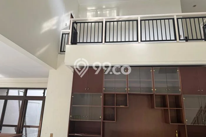 Rumah Kontrakan Jakarta Selatan LT 800m2 LB 600m2 Area Pondok Indah Rumah Kontrakan Jakarta Selatan LT 800m2 LB 600m2 Area Pondok Indah