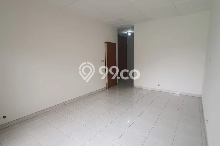 Lokasi strategis! Rumah siap huni dikontrakkan di Cilandak LB 400m2 Lokasi strategis! Rumah siap huni dikontrakkan di Cilandak LB 400m2