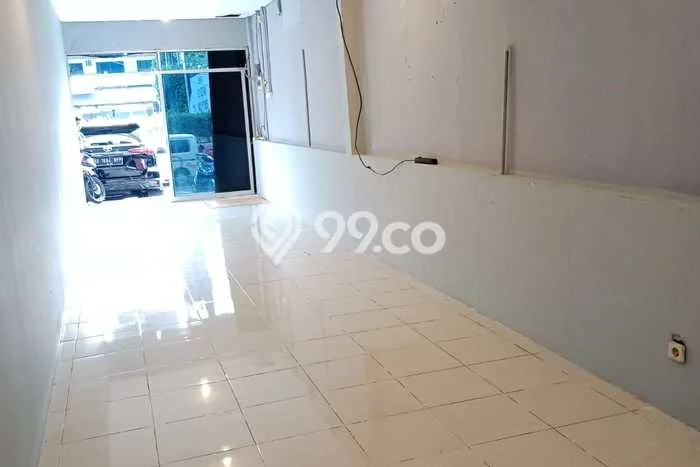 Ruko Disewa di Kebayoran Lama, Jakarta Selatan, LT 34m2 / LB 34m2 Ruko Disewa di Kebayoran Lama, Jakarta Selatan, LT 34m2 / LB 34m2