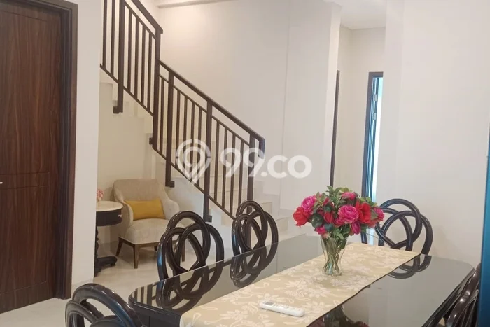 Rumah Kontrakan Jakarta Selatan LT 146m2 LB 298m2 Kawasan Pondok Indah Rumah Kontrakan Jakarta Selatan LT 146m2 LB 298m2 Kawasan Pondok Indah