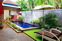 HARGA MENARIK! Vila Kawasan , Luas 300m2m², Kawasan Tenang dan nyaman HARGA MENARIK! Vila Kawasan , Luas 300m2m², Kawasan Tenang dan nyaman