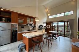 Rumah Mewah LB 92m2 Siap Pakai Desain Elegan di Canggu, Badung Rumah Mewah LB 92m2 Siap Pakai Desain Elegan di Canggu, Badung