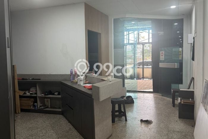 Disewakan Ruko di Pusat Kota Jakarta Barat Ramai Strategis Disewakan Ruko di Pusat Kota Jakarta Barat Ramai Strategis