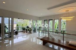 Hunian Elit LB 480m2 Siap Huni Desain Elegan di BSD City, Tangerang Hunian Elit LB 480m2 Siap Huni Desain Elegan di BSD City, Tangerang