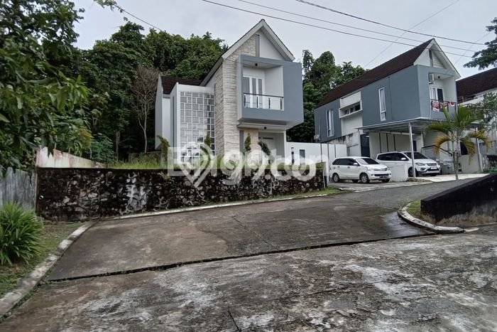 Hunian Mewah Siap Huni LT 369m2 di Balikpapan Selatan, Balikpapan Hunian Mewah Siap Huni LT 369m2 di Balikpapan Selatan, Balikpapan