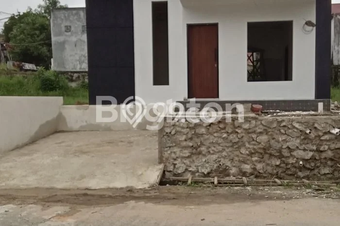 Dijual Rumah 2 Kamar Lokasi Strategis Bagus dan Strategis di Balikpapan Utara Dijual Rumah 2 Kamar Lokasi Strategis Bagus dan Strategis di Balikpapan Utara