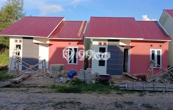 Jual Rumah Harga Miring Balikpapan Utara Punya 5 Kamar & LT 84m2 Jual Rumah Harga Miring Balikpapan Utara Punya 5 Kamar & LT 84m2