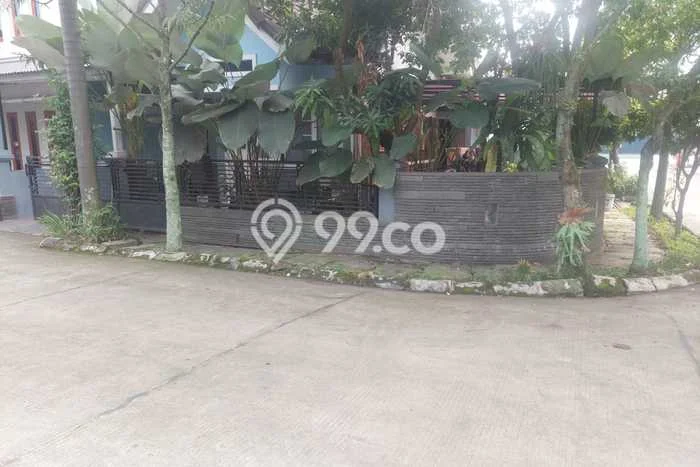 Jual Rumah Bagus Siap Huni LB 100m2 di Arcamanik, Bandung Jual Rumah Bagus Siap Huni LB 100m2 di Arcamanik, Bandung