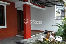 Rumah Nyaman dengan Luas Tanah 107m² di Kawasan Arcamanik, Bandung Rumah Nyaman dengan Luas Tanah 107m² di Kawasan Arcamanik, Bandung