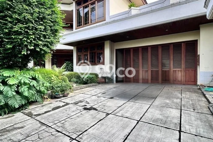 Rumah Mewah LB 1070m2 Siap Huni Desain Elegan di patra kuningan, Jakarta Selatan Rumah Mewah LB 1070m2 Siap Huni Desain Elegan di patra kuningan, Jakarta Selatan