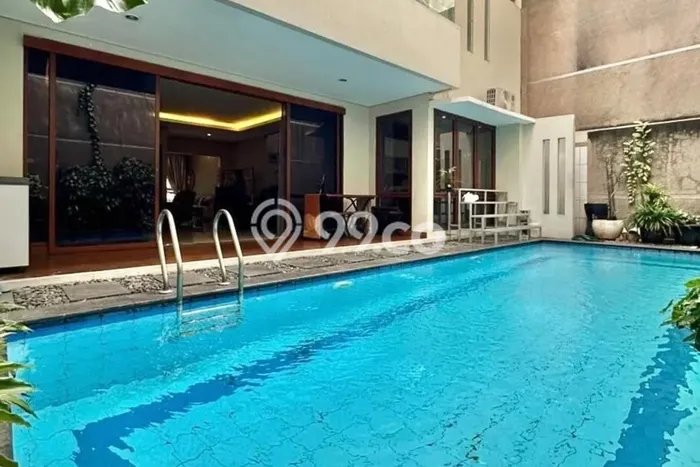 For Sale! Premium House LT 259m2 Desain Modern di Pondok Indah For Sale! Premium House LT 259m2 Desain Modern di Pondok Indah