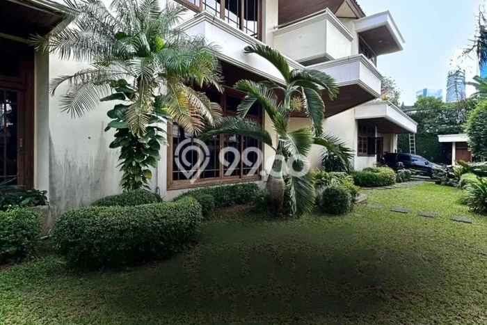 Rumah Mewah LB 1070m2 Siap Huni Desain Elegan di patra kuningan, Jakarta Selatan Rumah Mewah LB 1070m2 Siap Huni Desain Elegan di patra kuningan, Jakarta Selatan