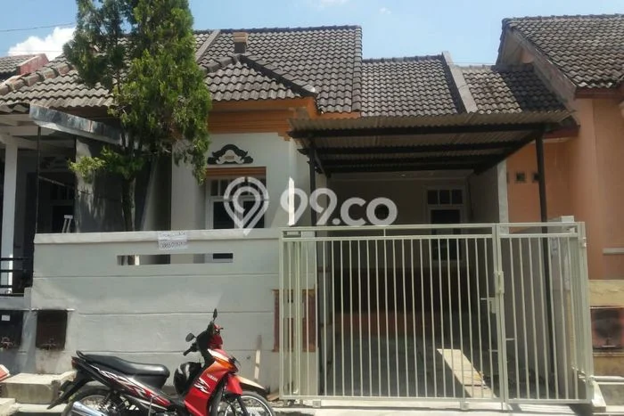 Rumah Modern Cantik 2 KT Siap Huni di Semarang Barat Rumah Modern Cantik 2 KT Siap Huni di Semarang Barat