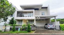 Rumah Mewah Siap Huni LT 365m2 di Candi Golf, Semarang Rumah Mewah Siap Huni LT 365m2 di Candi Golf, Semarang