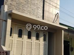 UNIT SPESIAL! Rumah di Karang Kebon, 3 KM, Dekat Pusat Kota, LT 100m² Bangunan 200m² UNIT SPESIAL! Rumah di Karang Kebon, 3 KM, Dekat Pusat Kota, LT 100m² Bangunan 200m²