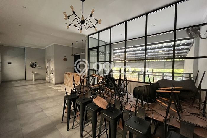 Komersial Bagus Dijual LB 550m2 Lokasi Strategis Semarang Area Cocok untuk Berbisnis Komersial Bagus Dijual LB 550m2 Lokasi Strategis Semarang Area Cocok untuk Berbisnis