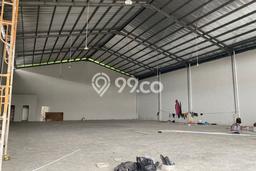 Gudang Siap Pakai di Semarang Barat, Luas 580m², Area Komersial, Akses Mudah Gudang Siap Pakai di Semarang Barat, Luas 580m², Area Komersial, Akses Mudah