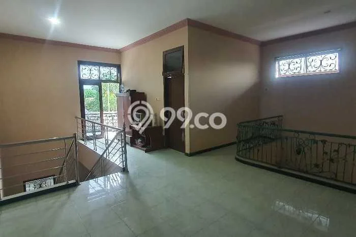 Rumah Cantik Siap Huni Di Pedurungan Luas 400m2 Aman Rumah Cantik Siap Huni Di Pedurungan Luas 400m2 Aman