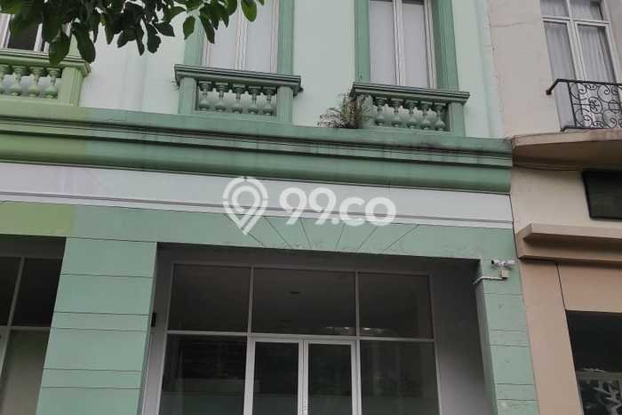 Ruko Kawasan Komersial Kawasan Citragrand, Luas 155m², Disewakan, Ready Digunakan Ruko Kawasan Komersial Kawasan Citragrand, Luas 155m², Disewakan, Ready Digunakan