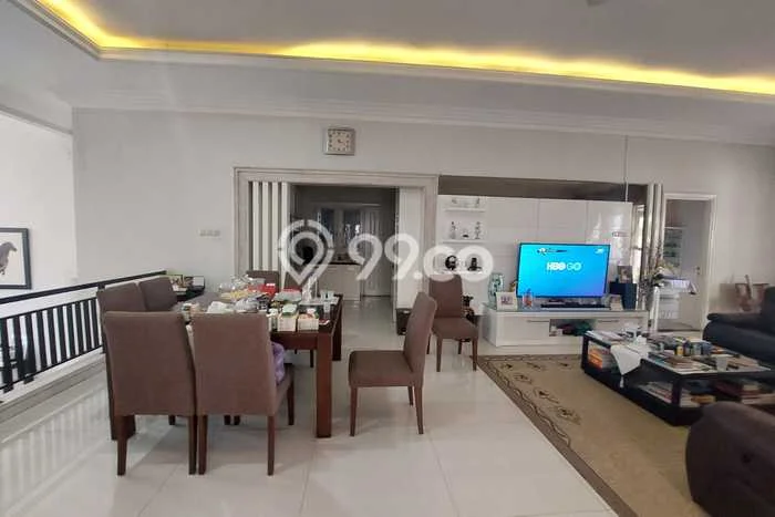 Ready to Use! Luxury House LT 510m2 Desain Modern di Candi Golf Ready to Use! Luxury House LT 510m2 Desain Modern di Candi Golf