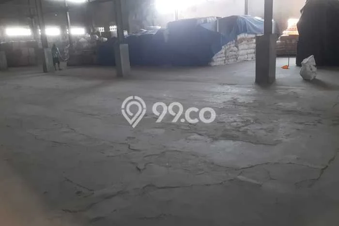 Unit Gudang disewakan di Boja Kendal dengan LT 6000m2 / LB 4000m2 Unit Gudang disewakan di Boja Kendal dengan LT 6000m2 / LB 4000m2