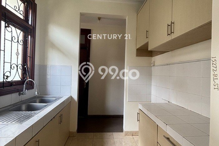Disewakan Rumah Murah di Sektor 9-Bintaro Tangerang Selatan dengan 3 Kamar Tidur Disewakan Rumah Murah di Sektor 9-Bintaro Tangerang Selatan dengan 3 Kamar Tidur