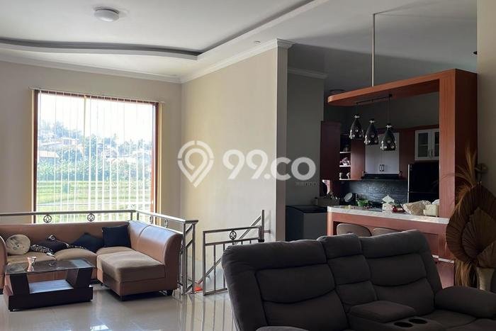 Hunian Elit LB 416m2 Siap Huni Desain Elegan di Padalarang, Bandung Hunian Elit LB 416m2 Siap Huni Desain Elegan di Padalarang, Bandung