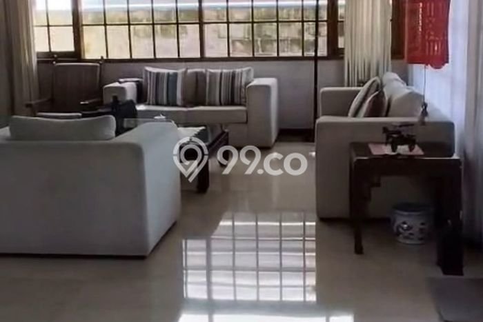 Rumah Mewah LB 425m2 Siap Pakai Desain Elegan di Cipaku, Bandung Rumah Mewah LB 425m2 Siap Pakai Desain Elegan di Cipaku, Bandung
