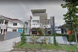 Ready to Use! Premium House LT 325m2 Desain Elegan di Parongpong Ready to Use! Premium House LT 325m2 Desain Elegan di Parongpong