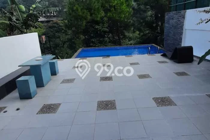 For Sale! Luxury House LT 200m2 Desain Elegan di Dago Pakar For Sale! Luxury House LT 200m2 Desain Elegan di Dago Pakar