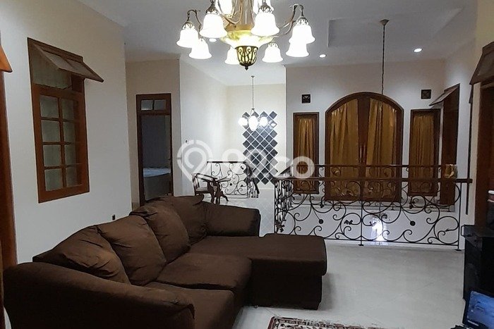 Disewakan! Rumah 6 Kamar Tidur &
3 Kamar Mandi di Geger Kalong, Bandung Disewakan! Rumah 6 Kamar Tidur &
3 Kamar Mandi di Geger Kalong, Bandung