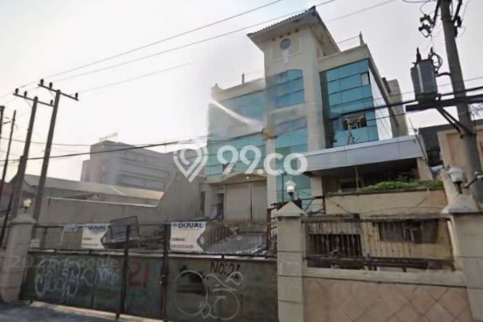 Unit Komersial Dijual di Surabaya LT 1300m2 & LB 4000m2 Unit Komersial Dijual di Surabaya LT 1300m2 & LB 4000m2