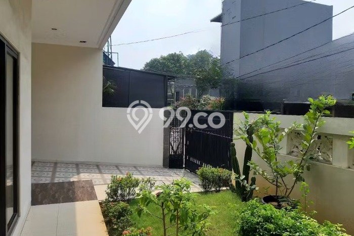 For Sale Rumah Elit Exclusive di Kembangan, Jakarta Barat For Sale Rumah Elit Exclusive di Kembangan, Jakarta Barat