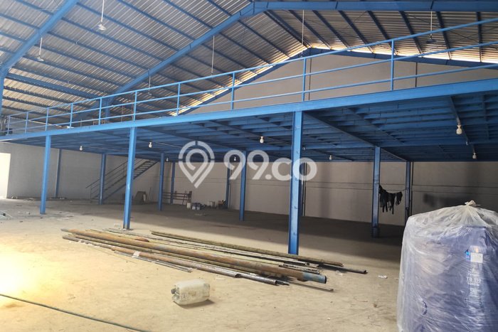 Gudang Disewa di Tangerang dengan LB 2000m2 Area Komersial Ramai Gudang Disewa di Tangerang dengan LB 2000m2 Area Komersial Ramai