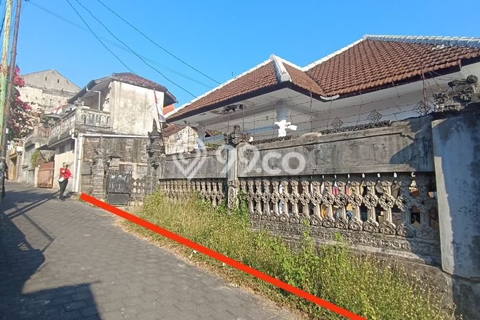 Rumah Bagus kawasan , Denpasar, Luas 322m2m² Bangunan 250m2m² HARGA MENARIK! Rumah Bagus kawasan , Denpasar, Luas 322m2m² Bangunan 250m2m² HARGA MENARIK!