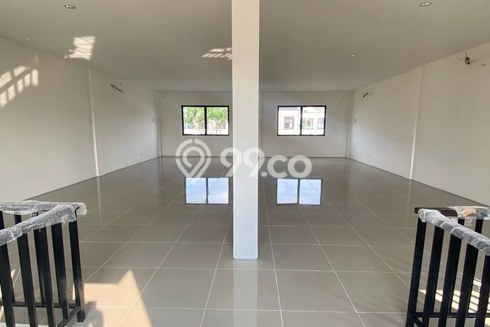 Ruko Disewa di Cisauk, Tangerang, LT 72m2 / LB 72m2 Ruko Disewa di Cisauk, Tangerang, LT 72m2 / LB 72m2