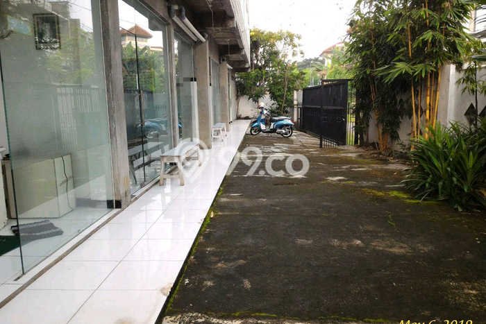 Kantor Dijual di Prime Area Surabaya Luas 1858m2 Kantor Dijual di Prime Area Surabaya Luas 1858m2