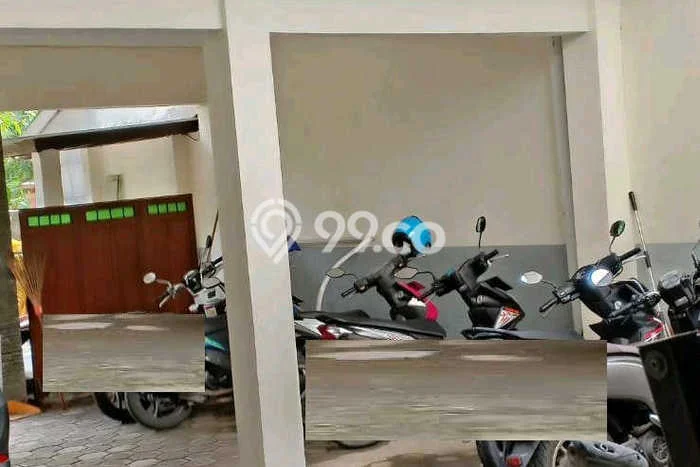 Rumah Kost untuk Dijual di Ketintang Punya 12 Kamar Rumah Kost untuk Dijual di Ketintang Punya 12 Kamar
