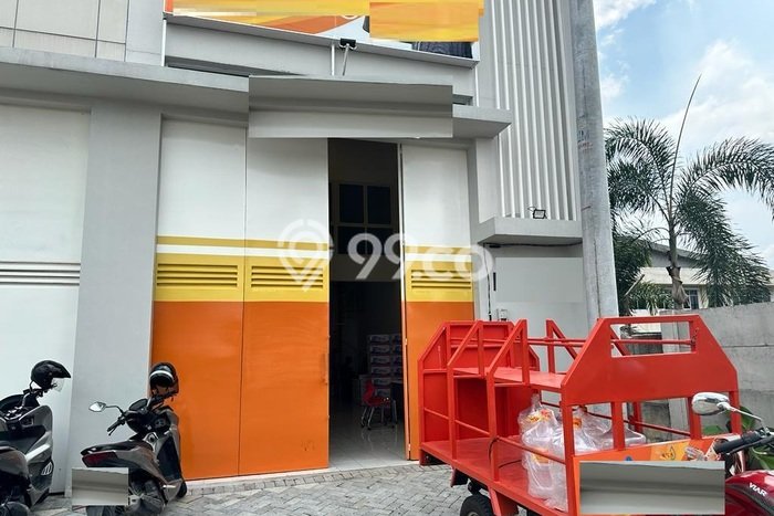 Gudang Dijual di Gedangan LT 90m2, LB 180m2 Solusi Investasi Cerdas Gudang Dijual di Gedangan LT 90m2, LB 180m2 Solusi Investasi Cerdas