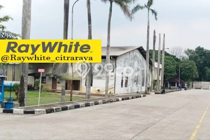 Unit Gudang Disewakan di Jatake di Area Ramai & Strategis Unit Gudang Disewakan di Jatake di Area Ramai & Strategis