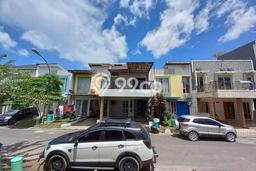 Rumah Terawat LT 90m² / LB 129m² di Kawasan Komersial Batam Centre, Batam Rumah Terawat LT 90m² / LB 129m² di Kawasan Komersial Batam Centre, Batam