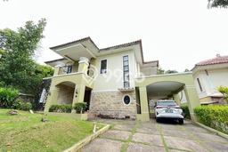 Rumah area Muka Kuning, 3 KT, Design Modern, LT 690m² LB 370m² Rumah area Muka Kuning, 3 KT, Design Modern, LT 690m² LB 370m²