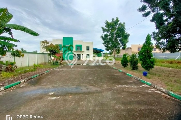Gudang Area Komersial di Sagulung, Luas 1300m², Mainroad Gudang Area Komersial di Sagulung, Luas 1300m², Mainroad