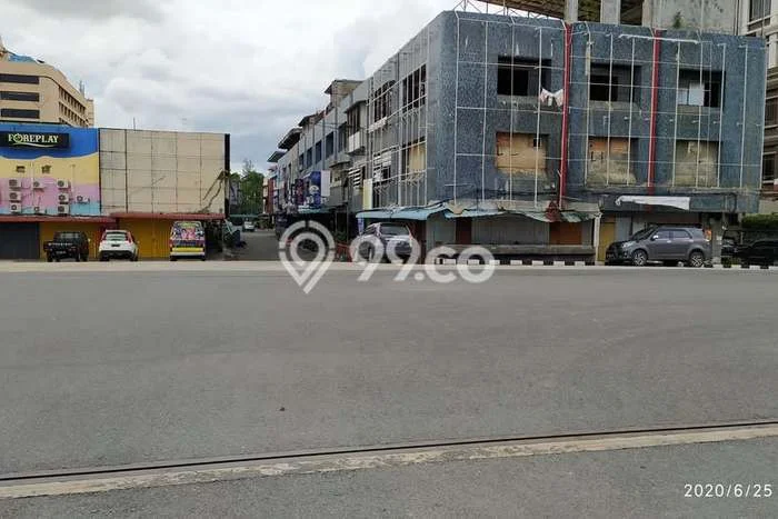 Ruko untuk Disewa di Pusat Batam Luas Bangunan 250m2 Ruko untuk Disewa di Pusat Batam Luas Bangunan 250m2